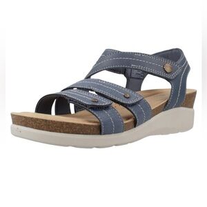 Clarks Calenne Clara Women’s Resort wear Summer Leather Comfort Support Sandals